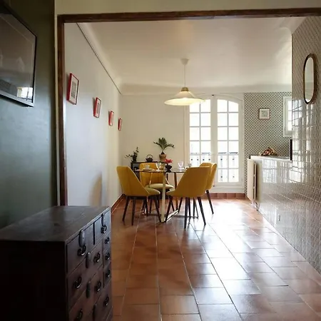 Apartment Centre - Quartier Sauvegarde: Confort Et Lumiere! *